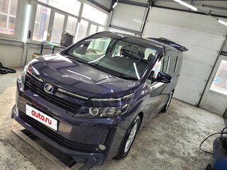 2015 Toyota Voxy III (R80), фиолетовый, 1960000 рублей, вид 3