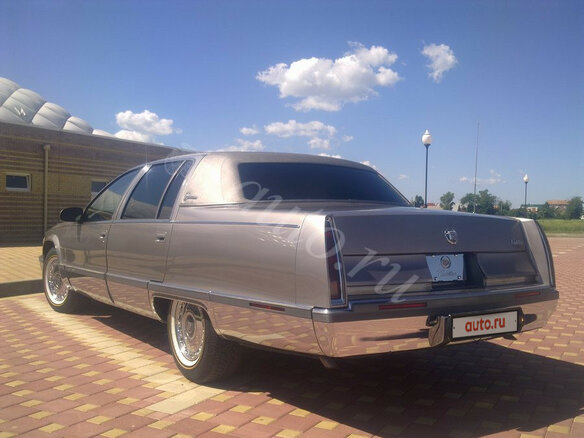 1994 Cadillac Fleetwood II, серебристый - вид 10