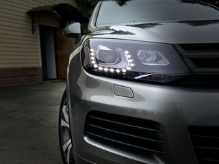 2010 Volkswagen Touareg II, серый, 2200000 рублей, вид 5