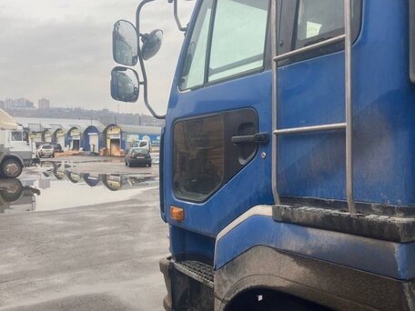 1991 Nissan Diesel, синий, 1700000 рублей, вид 4