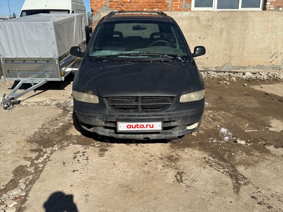 1997 Chrysler Voyager III, чёрный, 135000 рублей