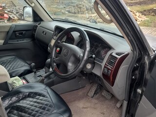 2000 Mitsubishi Pajero III, чёрный, 850000 рублей, вид 4