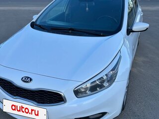2012 Kia Ceed II, белый, 900000 рублей, вид 4