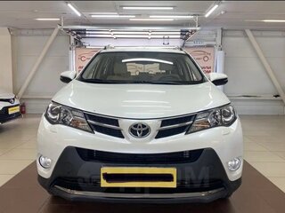 2015 Toyota RAV4 IV (XA40), белый, 2780000 рублей, вид 2