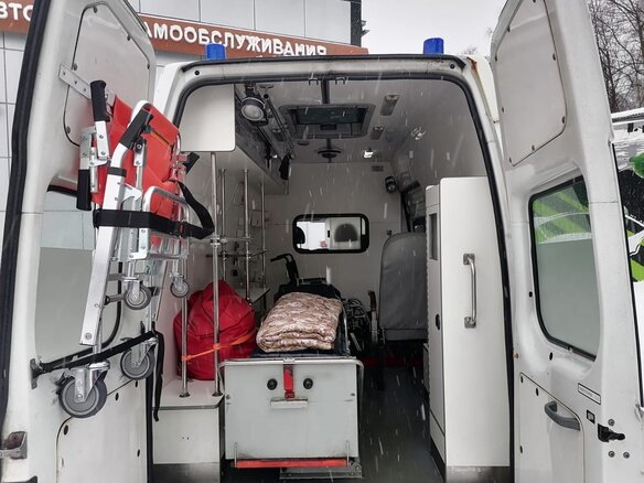 2011 Ford Transit, белый, 1000000 рублей - вид 5