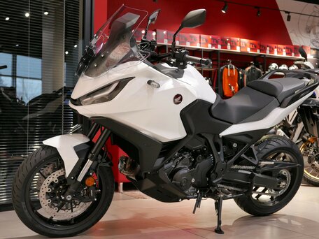 2022 Honda NT1100, белый, 1920000 рублей, вид 5