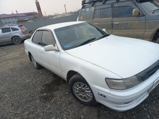 1991 Toyota Vista III (V30), белый, 280000 рублей, вид 2