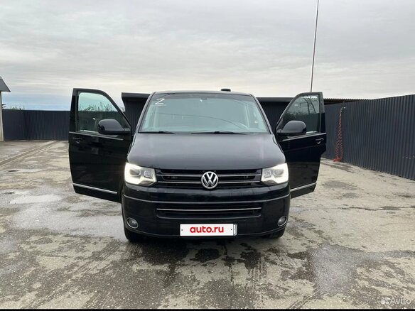 2012 Volkswagen Multivan T5 Рестайлинг, чёрный, 2750000 рублей - вид 1