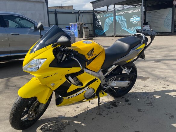 2002 Honda CBR 600F, жёлтый, 400000 рублей - вид 1