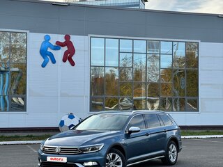 2018 Volkswagen Passat Alltrack DSG7 B8, голубой, 2390000 рублей, вид 2