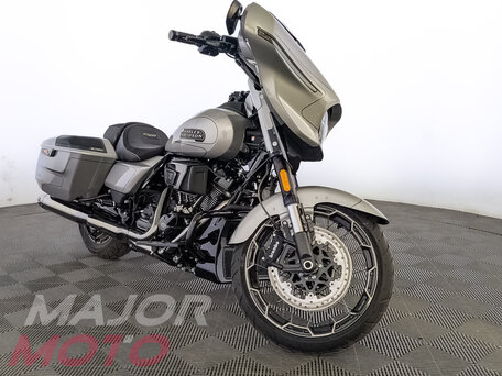 2023 Harley-Davidson CVO Street Glide, серебристый, 3949000 рублей, вид 5