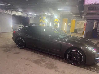 2018 Porsche Panamera 4 II, коричневый, 5950000 рублей, вид 3