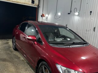 2007 Honda Civic VIII, красный, 700000 рублей, вид 1