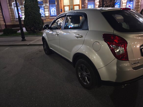 2013 SsangYong Actyon II Рестайлинг, серебристый, 1550000 рублей - вид 3