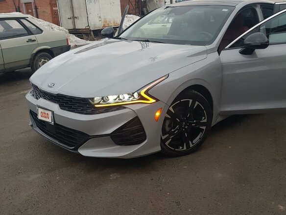 2021 Kia K5 III, серый, 3500000 рублей - вид 13
