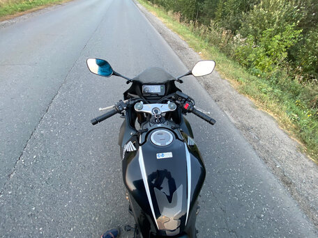 2021 Honda CBR 650R, чёрный, 949000 рублей, вид 4