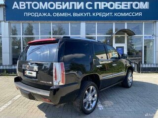 2011 Cadillac Escalade III, чёрный, 2400000 рублей, вид 3