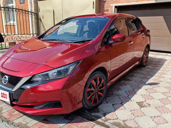 2018 Nissan Leaf II (ZE1), красный, 1850000 рублей - вид 24