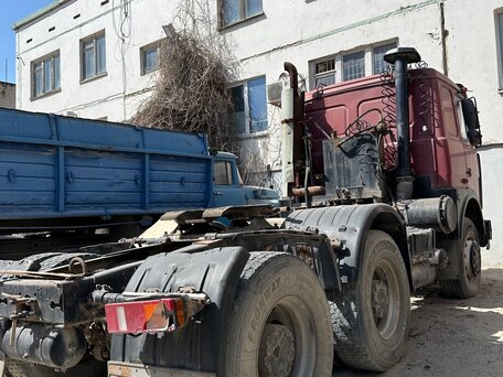 2007 МАЗ 6422, красный, 575000 рублей, вид 4