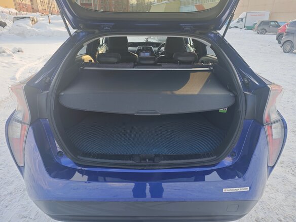 2016 Toyota Prius IV (XW50), синий, 1499000 рублей - вид 10