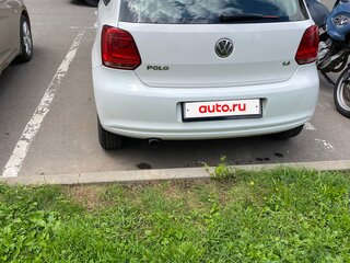 2013 Volkswagen Polo V, белый, 690000 рублей, вид 4