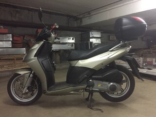 2010 Aprilia SportCity 300, серебристый, 300000 рублей, вид 2
