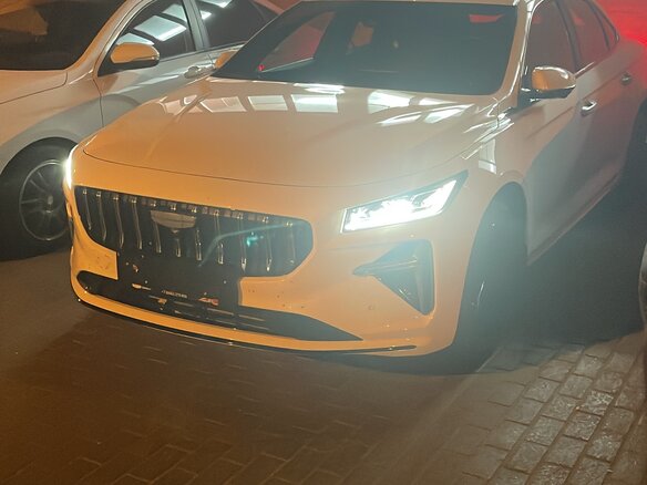 2024 Geely Preface I, белый, 2500000 рублей - вид 2