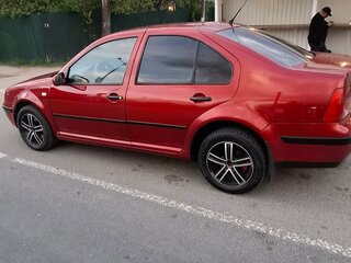 1999 Volkswagen Bora I, красный, 550000 рублей, вид 2