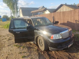 2006 Lincoln Navigator 6-speed II, чёрный, 750000 рублей, вид 2