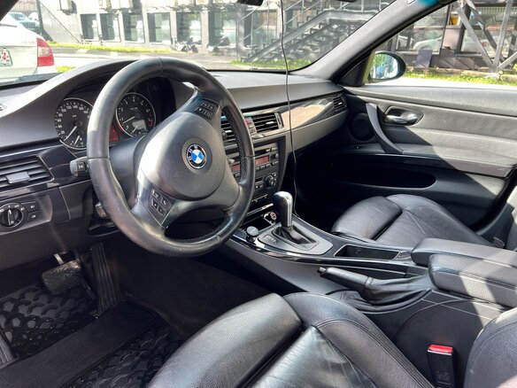 2006 BMW 3 серии 325xi V (E90/E91/E92/E93), чёрный, 750000 рублей - вид 3