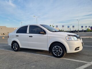 2007 Chevrolet Aveo I Рестайлинг, белый, 370000 рублей, вид 4