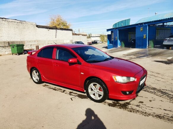 2008 Mitsubishi Lancer X, красный, 800000 рублей - вид 2