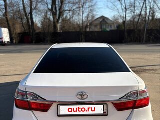 2016 Toyota Camry VII (XV50) Рестайлинг, белый, 1500000 рублей, вид 4