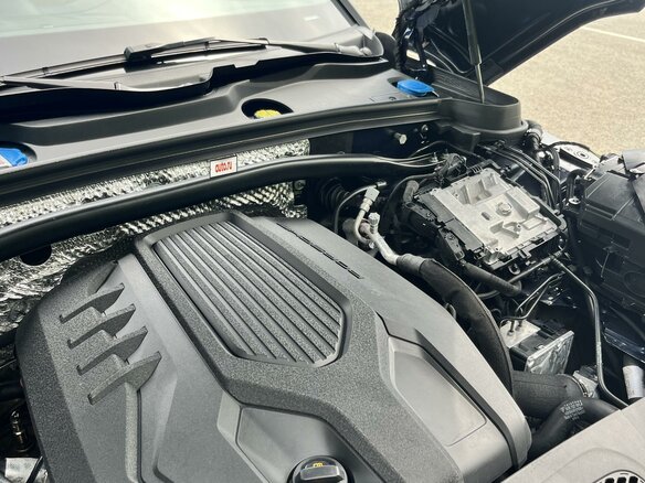 2022 Porsche Macan I Рестайлинг 2, синий, 6800000 рублей - вид 9