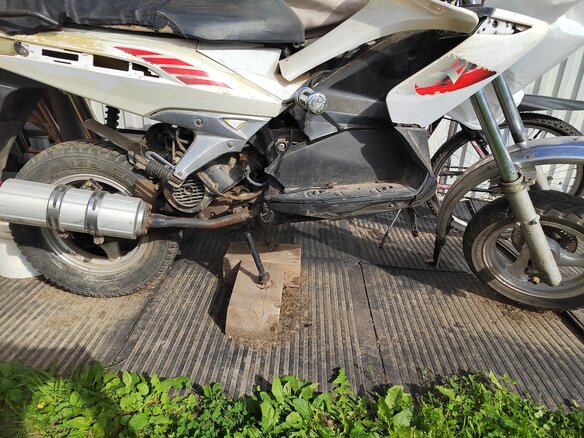2001 Asa Moped, белый, 30000 рублей