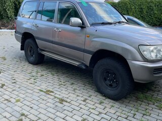 2006 Toyota Land Cruiser 105 100 Series Рестайлинг 2, серый, 2650000 рублей, вид 5