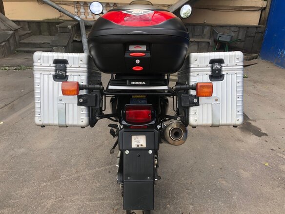 2002 Honda XRV 750 Africa Twin, чёрный - вид 9