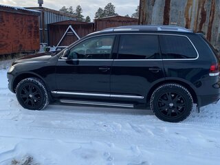 2008 Volkswagen Touareg I Рестайлинг, чёрный, 1400000 рублей, вид 5