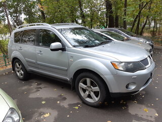 2008 Mitsubishi Outlander II, серебристый, 1295000 рублей, вид 3