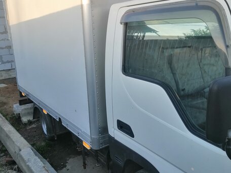 2002 Mazda Titan, белый, 1750000 рублей, вид 2
