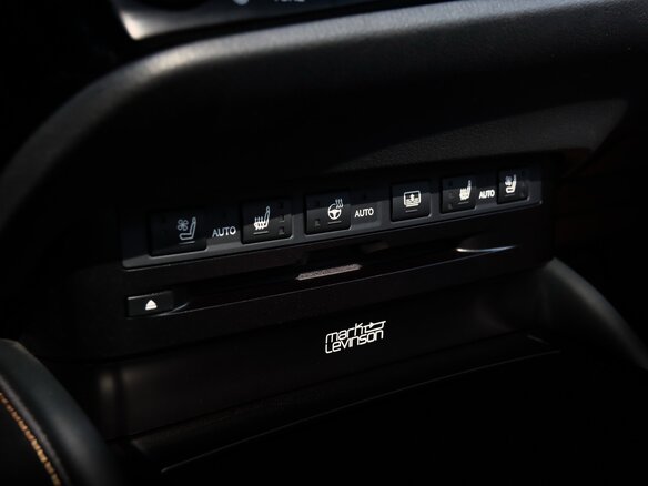 2021 Lexus ES 300h VII Рестайлинг, белый, 5150000 рублей - вид 23