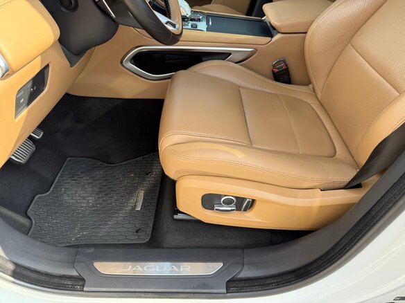 2021 Jaguar F-Pace I Рестайлинг, белый - вид 18