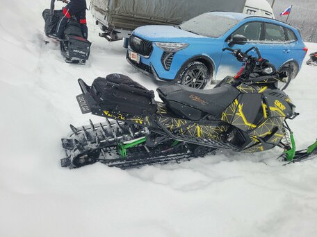 2016 Arctic Cat M-Series, чёрный, 1100000 рублей, вид 2