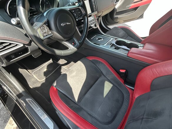 2015 Jaguar XE S I, чёрный, 1900000 рублей - вид 7