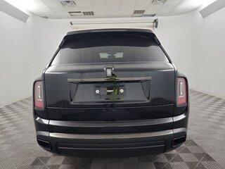 2022 Rolls-Royce Cullinan Black Badge I (Series I), чёрный, 42197194 рублей, вид 4