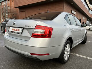 2019 Skoda Octavia III (A7) Рестайлинг, серебристый, 2350000 рублей, вид 4