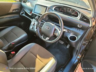 2020 Toyota Sienta II Рестайлинг, коричневый, 2100000 рублей, вид 5