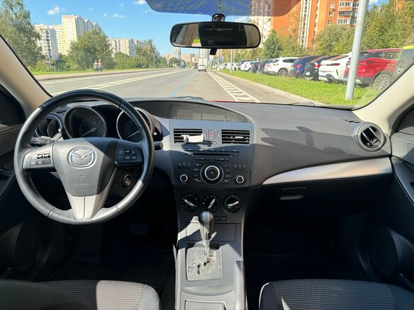 2011 Mazda 3 II (BL) Рестайлинг, красный, 1650000 рублей - вид 9