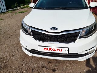 2016 Kia Rio III Рестайлинг, белый, 1000000 рублей, вид 1