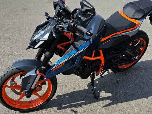 2024 KTM 390 Duke, синий, 590000 рублей - вид 9